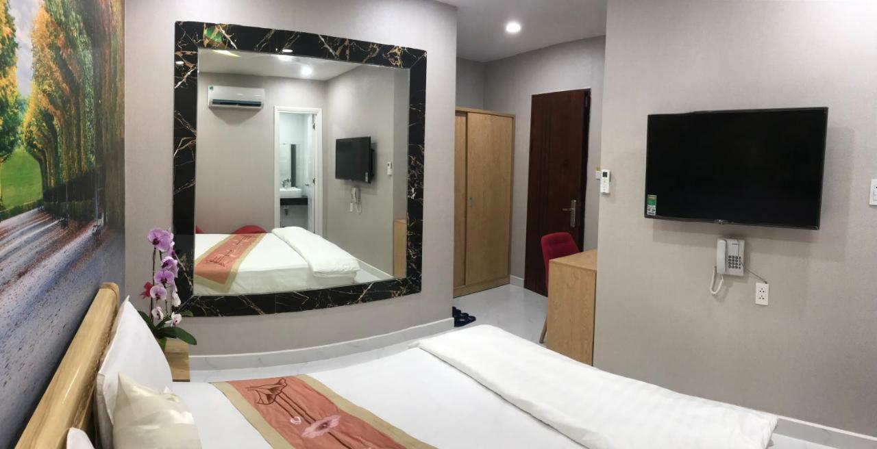 Deluxe 1 Bed ,1 Bath ,2 Guests TP. Hồ Chí Minh